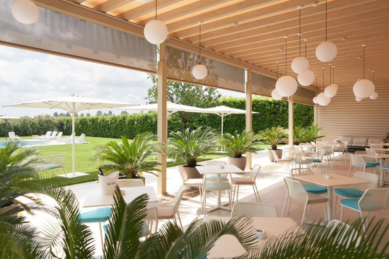 Hotel Omnia Noventa di Piave Exteriör bild