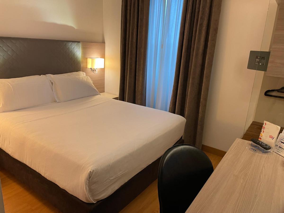 Hotel Omnia Noventa di Piave Exteriör bild